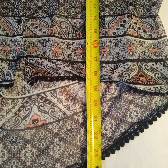 Mudd  M  button down polyester top   black/white/peach - Picture 11 of 12